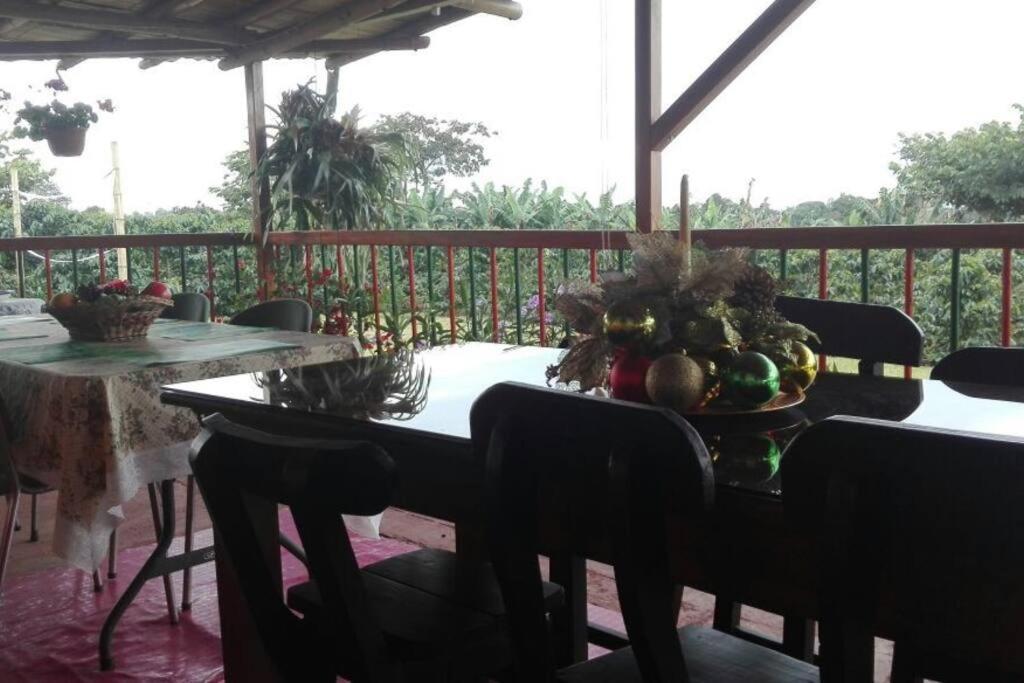 Finca En El Quindio Arrullo Cafetero Quimbaya Eksteriør billede